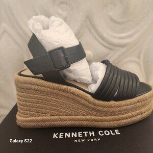 Kenneth Cole Black "Shelby Espadrille Platform Sandals. NIB. Size 7